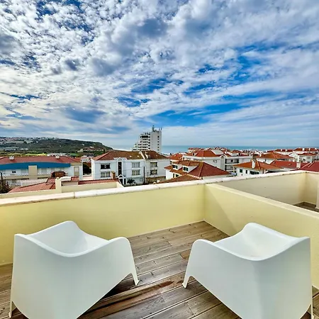 Silverado - Ocean View Rooftop Duplex * Lourinhã